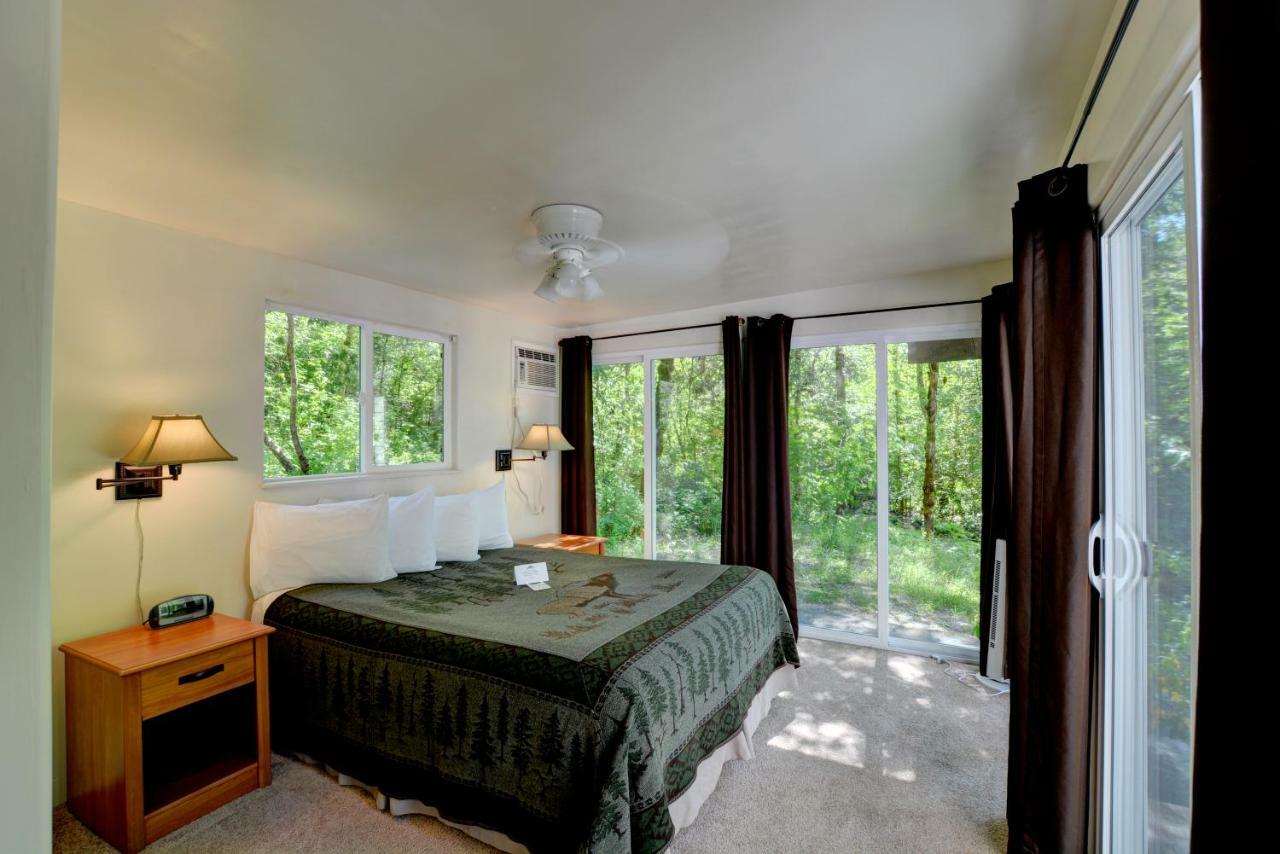 Morrisons Rogue River Lodge Merlin Kültér fotó